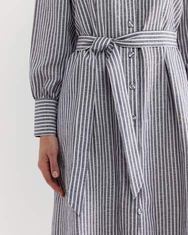Amelia Stripe Midi Dress in NAVY/WHITE