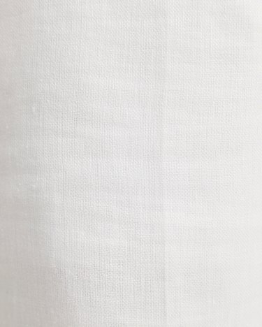 Freya Bermuda Linen Short in WHITE