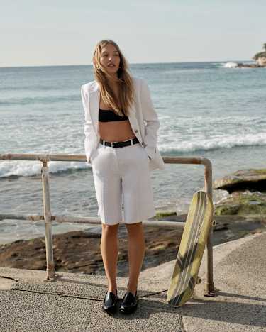 Freya Bermuda Linen Short in WHITE