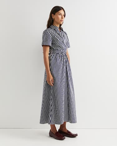 Etta Twist Maxi Dress in NAVY/WHITE