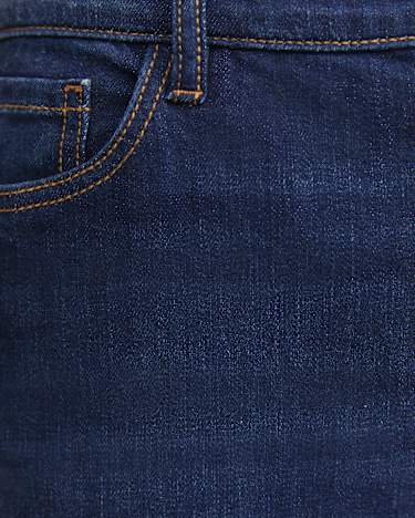 Bec Jean in INDIGO