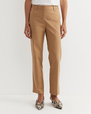 Evie Straight Capri Pant in TAN