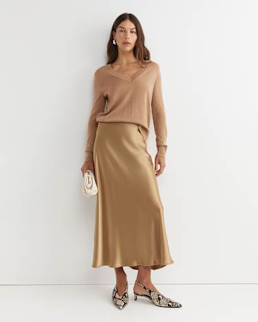 Francis Merino V-Neck Knit in TAN