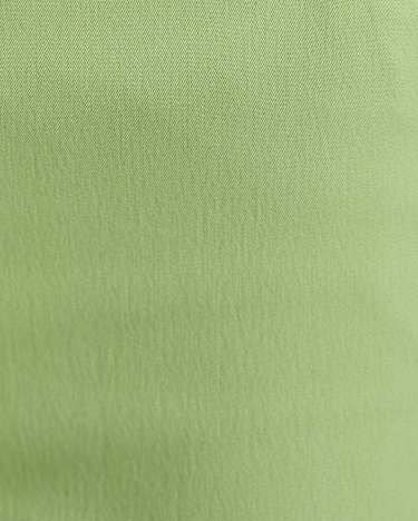 Evie Capri Pant in AVOCADO