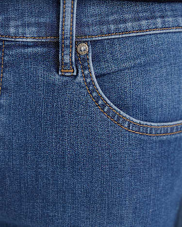 William Straight Leg Jean in INDIGO WASH