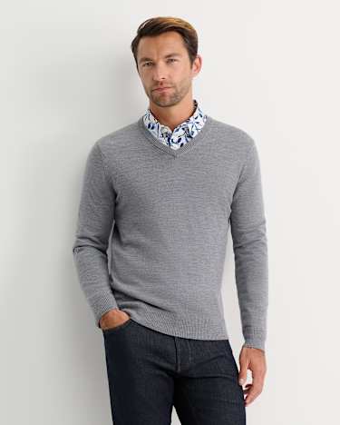 Merino V-Neck Knit in CHARCOAL MELANGE