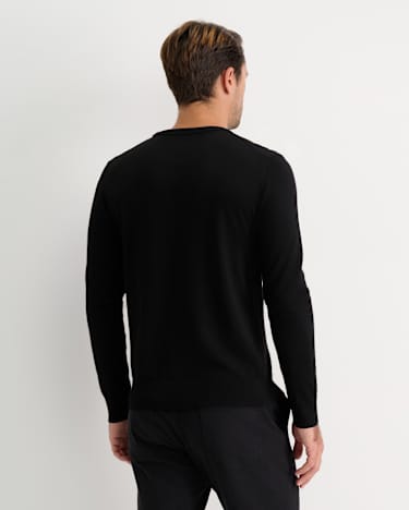 Merino Crew Neck Knit in BLACK