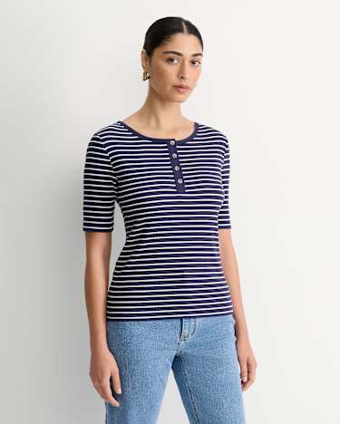 Allie Rib Henley Tee in NAVY/WHITE