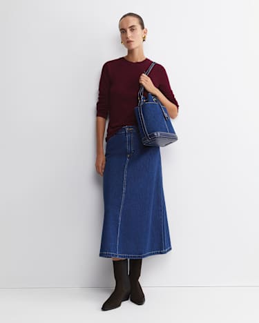 Shanni Cotton Cashmere Tee in WINE