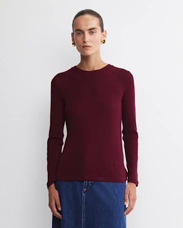 Shanni Cotton Cashmere Tee in WINE