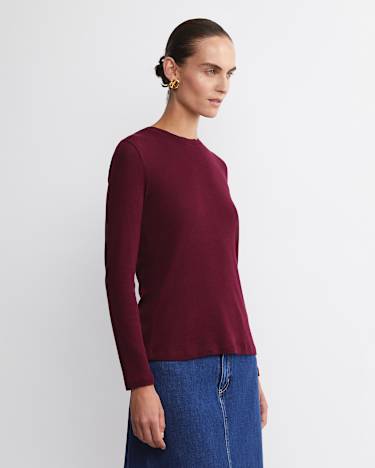 Shanni Cotton Cashmere Tee in WINE