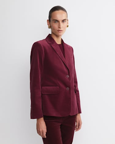 Valentina Single Breasted Velvet Blazer in WINE