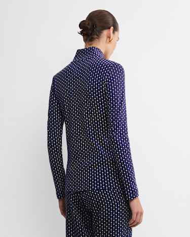 Geo Funnel Neck Top in NAVY/WHITE