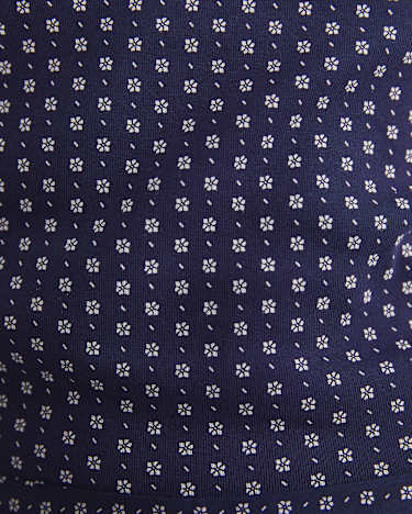 Geo Funnel Neck Top in NAVY/WHITE