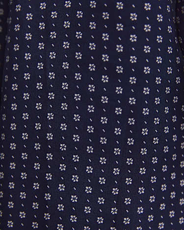 Geo Long Sleeve Shirt in NAVY/WHITE