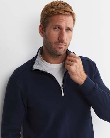 SC Quarter Zip Sweat in NAVY
