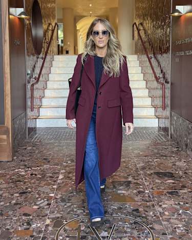 Saskia Single Breasted Coat in WINE