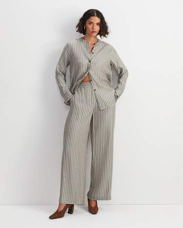 Soleve Yarn-Dyed Shirt in KHAKI/WHITE