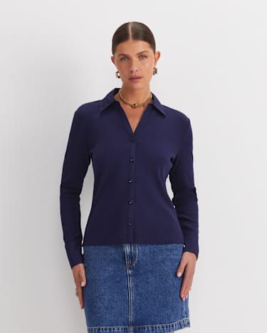 Catherine Rib Shirt in NAVY