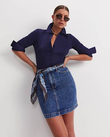 Catherine Rib Shirt in NAVY
