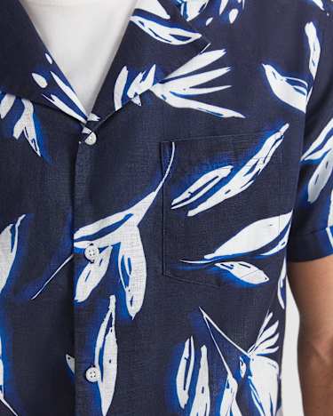Liam Short Sleeve Print Shirt in NAVY