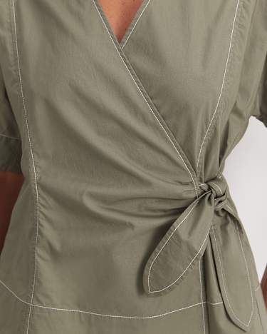 Shiloh Wrap Top in KHAKI/WHITE