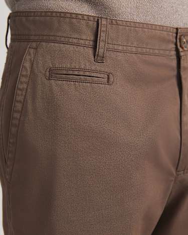 Classic Short in MOCHA