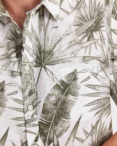 Cecile Palm Print Short Sleeve Shirt in KHAKI/WHITE