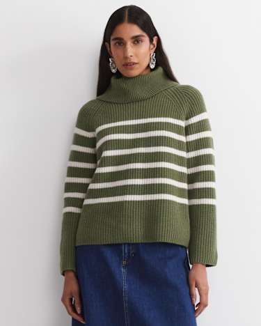 Sunshine Stripe Turtleneck Sweater in KHAKI/WHITE