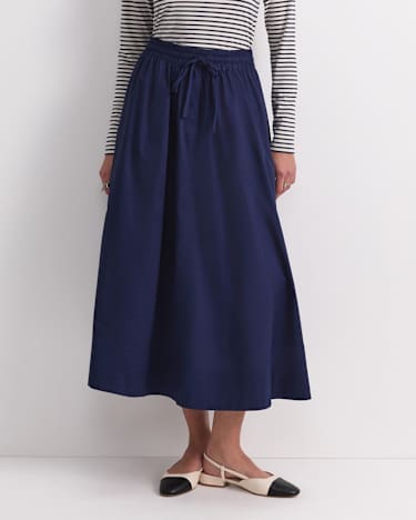 Tessa Midi Skirt in NAVY