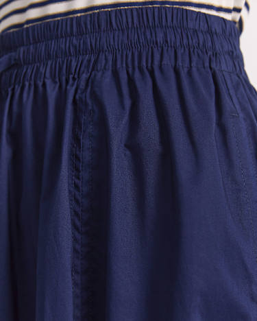 Tessa Midi Skirt in NAVY
