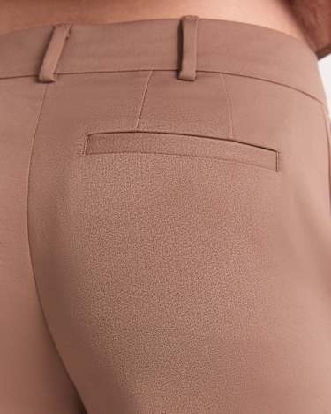 Yvette Pedal Pusher Pant in MOCHA
