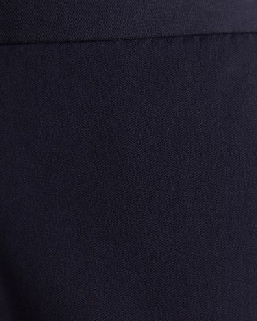 Yvonne Pant 69 in NAVY