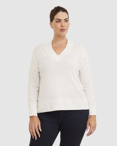 Laurina V-Neck Sweater in IVORY