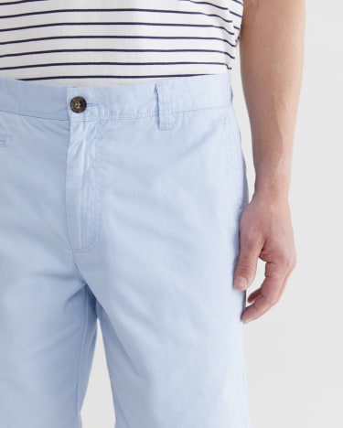 Classic Chino Short in FROST BLUE