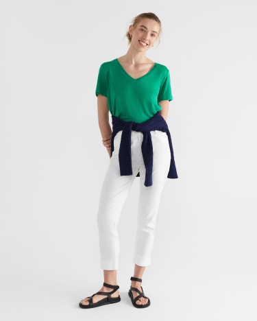 Tonia V Neck Linen Tee in EMERALD