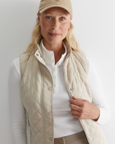 Vera Quilted Vest in STONE