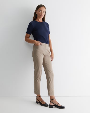 Evie Capri in CAPPUCCINO