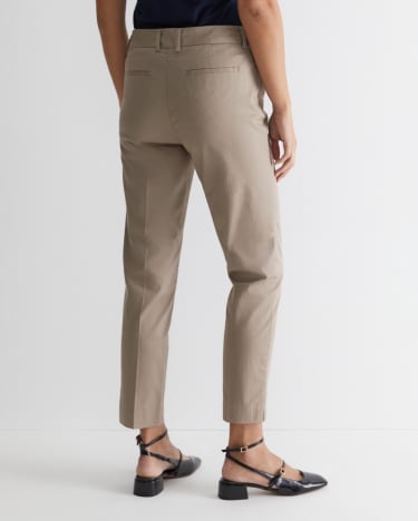 Evie Capri in CAPPUCCINO