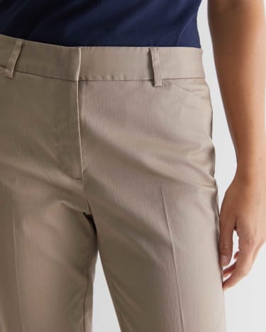 Evie Capri in CAPPUCCINO