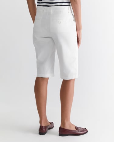 Laura Chino Short in IVORY