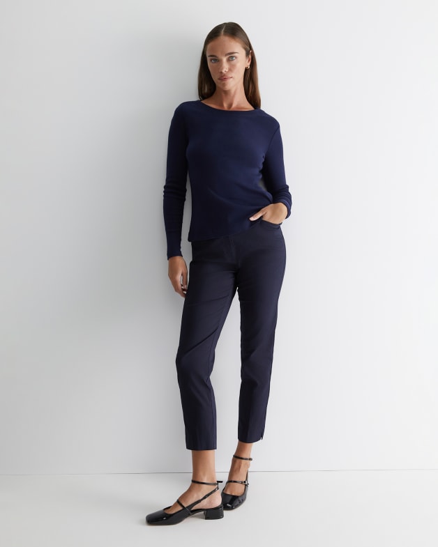 Women’s Navy Capri Pants / Size 10