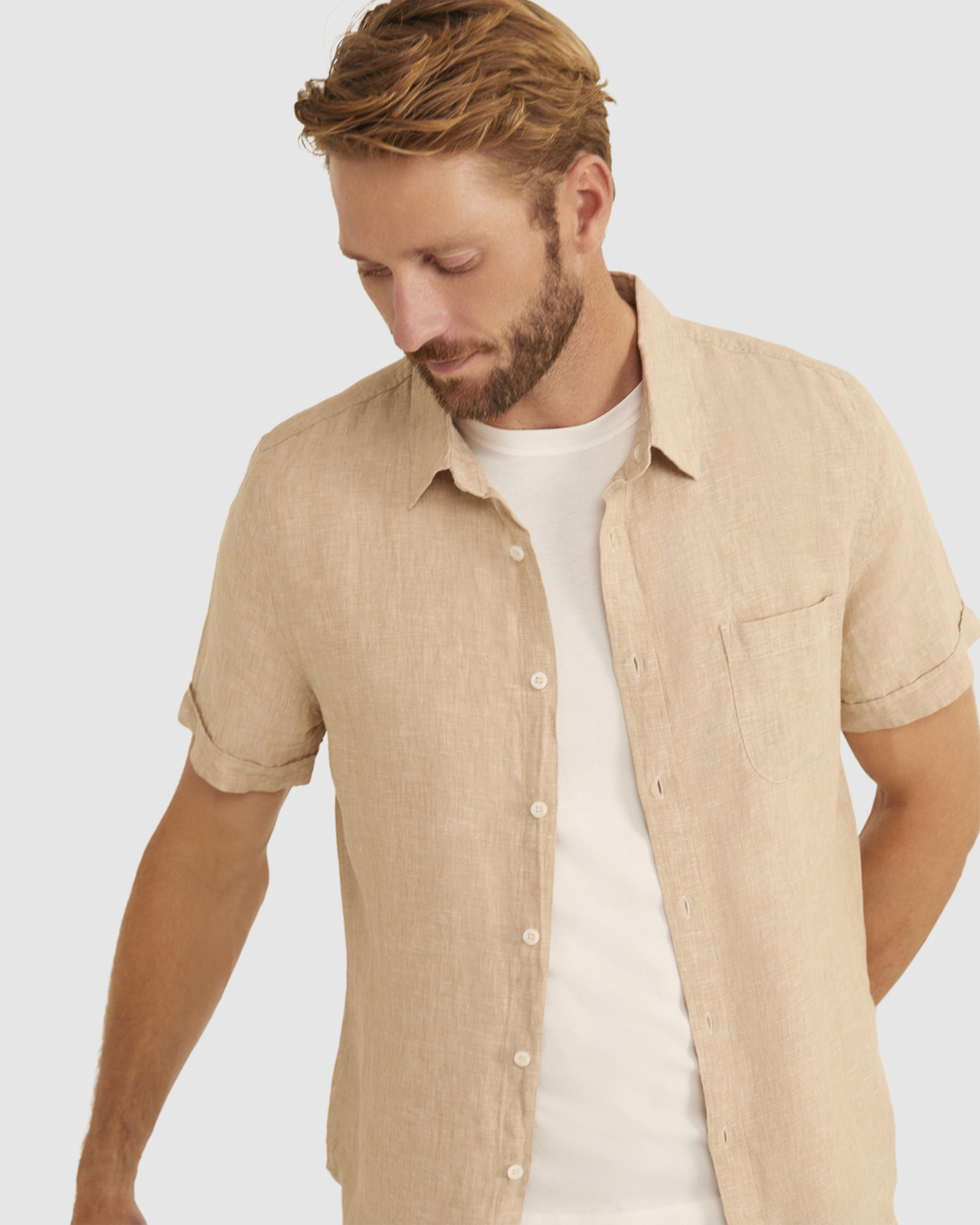 Yarn Dyed Linen Short Sleeve Shirt in LIGHT TAUPE