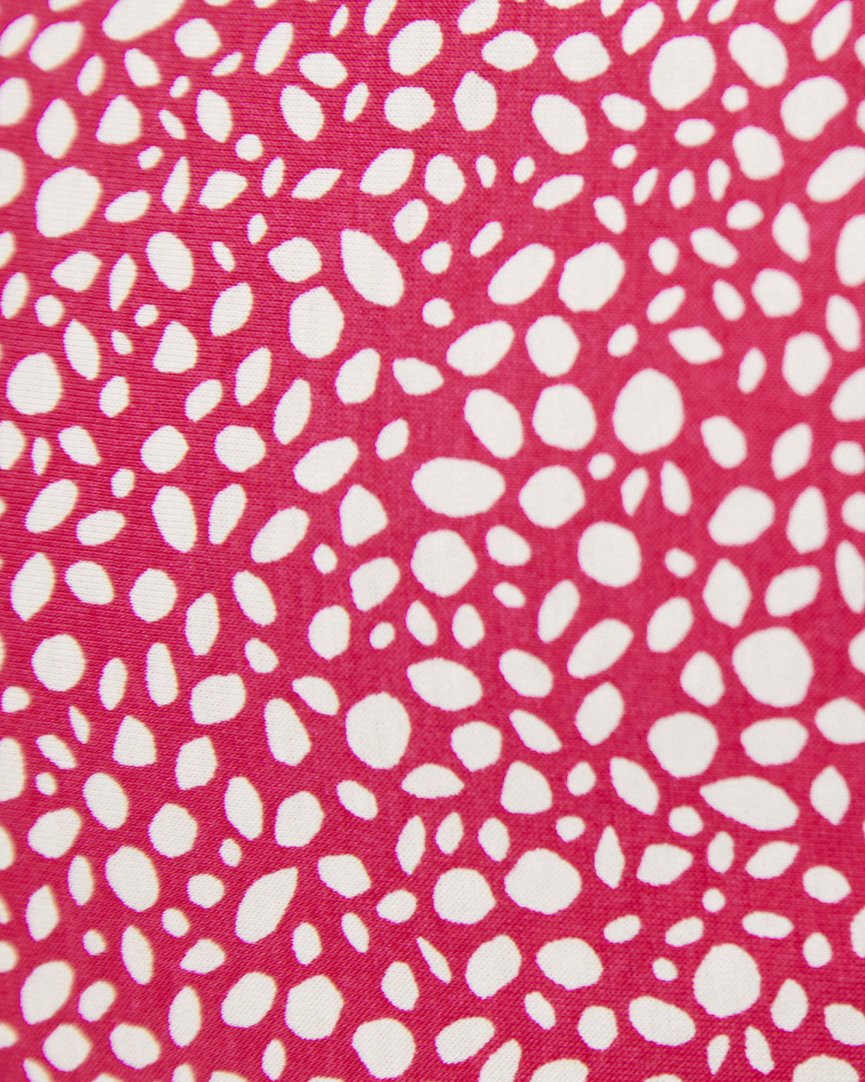 Spot V Neck Mercerised Tee in MAGENTA