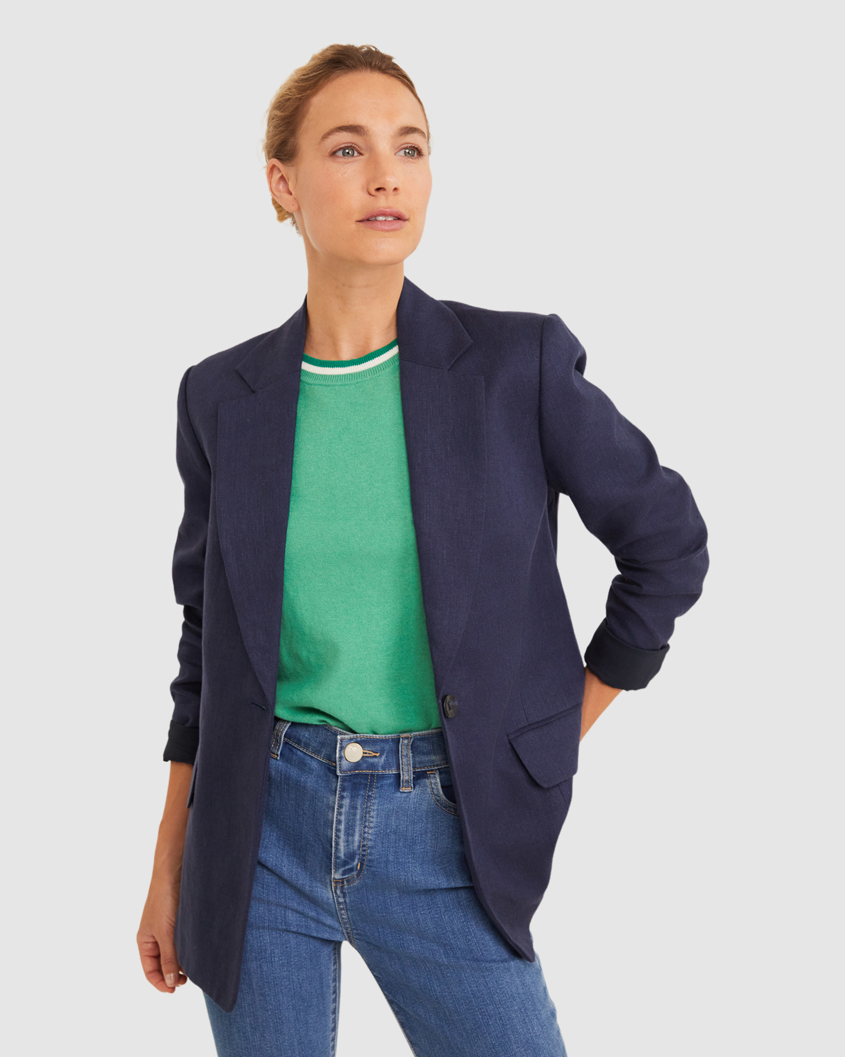 Freya Linen Blazer in NAVY