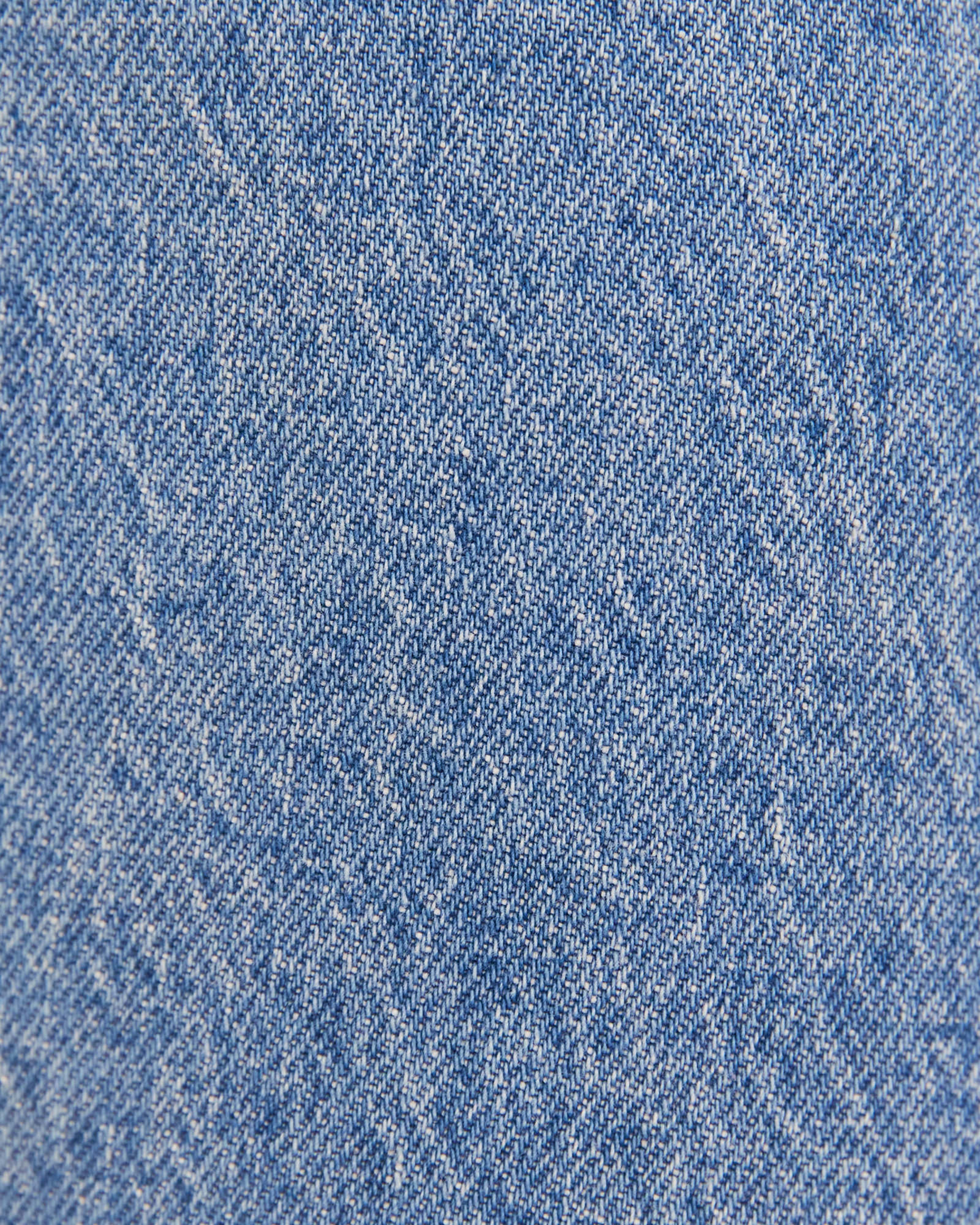 Lari Slim Jean in WASHED DENIM