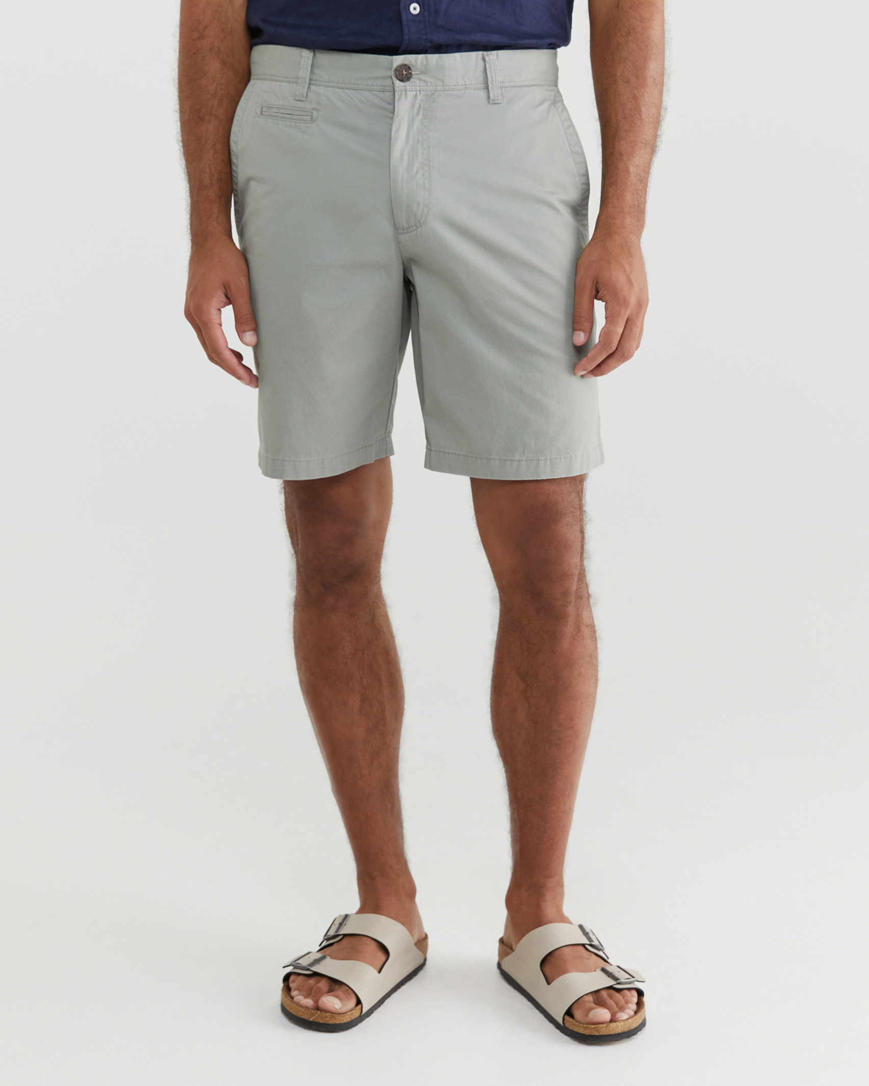 Classic Chino Short in OLIVE
