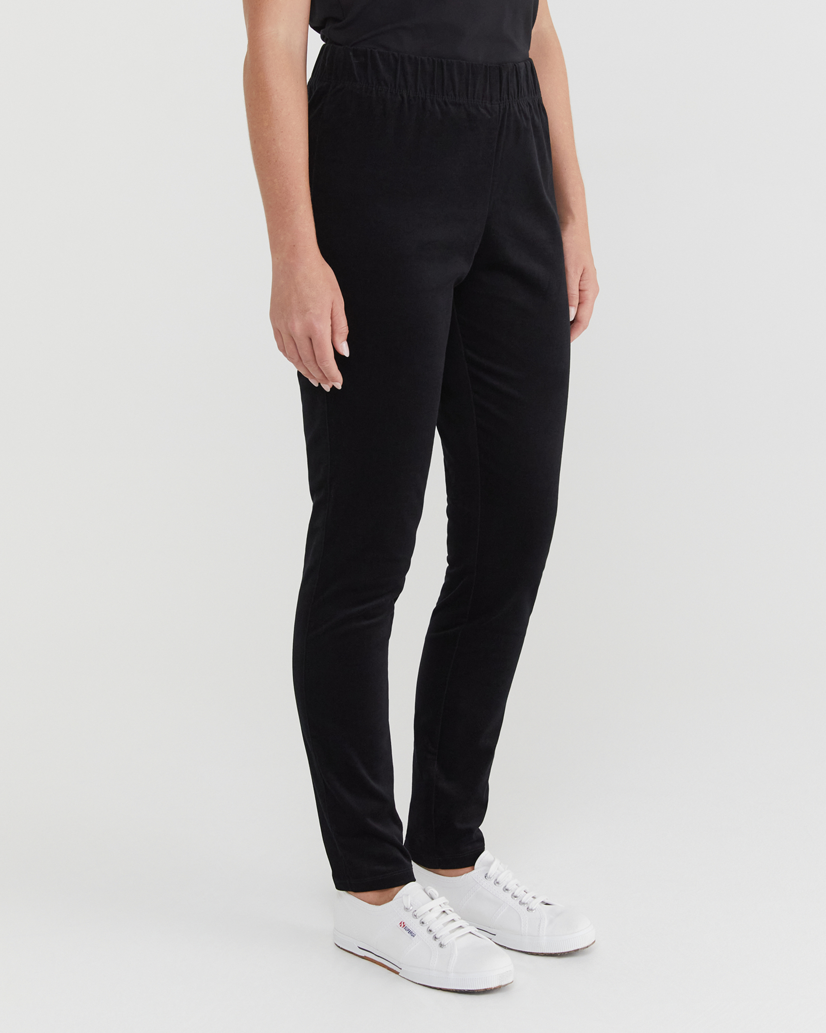 Felicity Velvet Pull On Pant in BLACK
