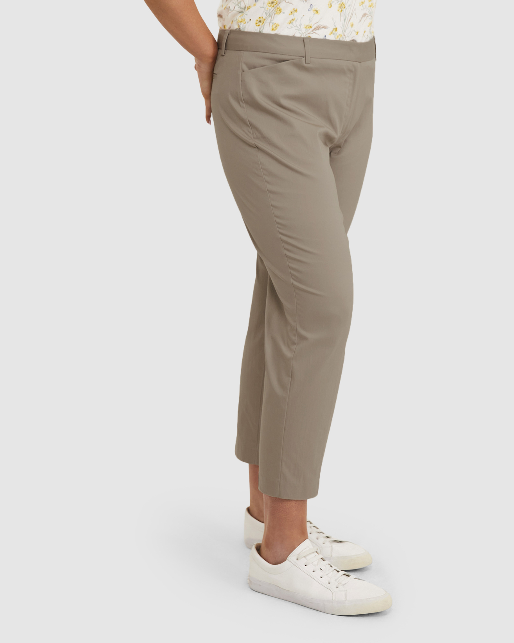 Eva Capri in LATTE