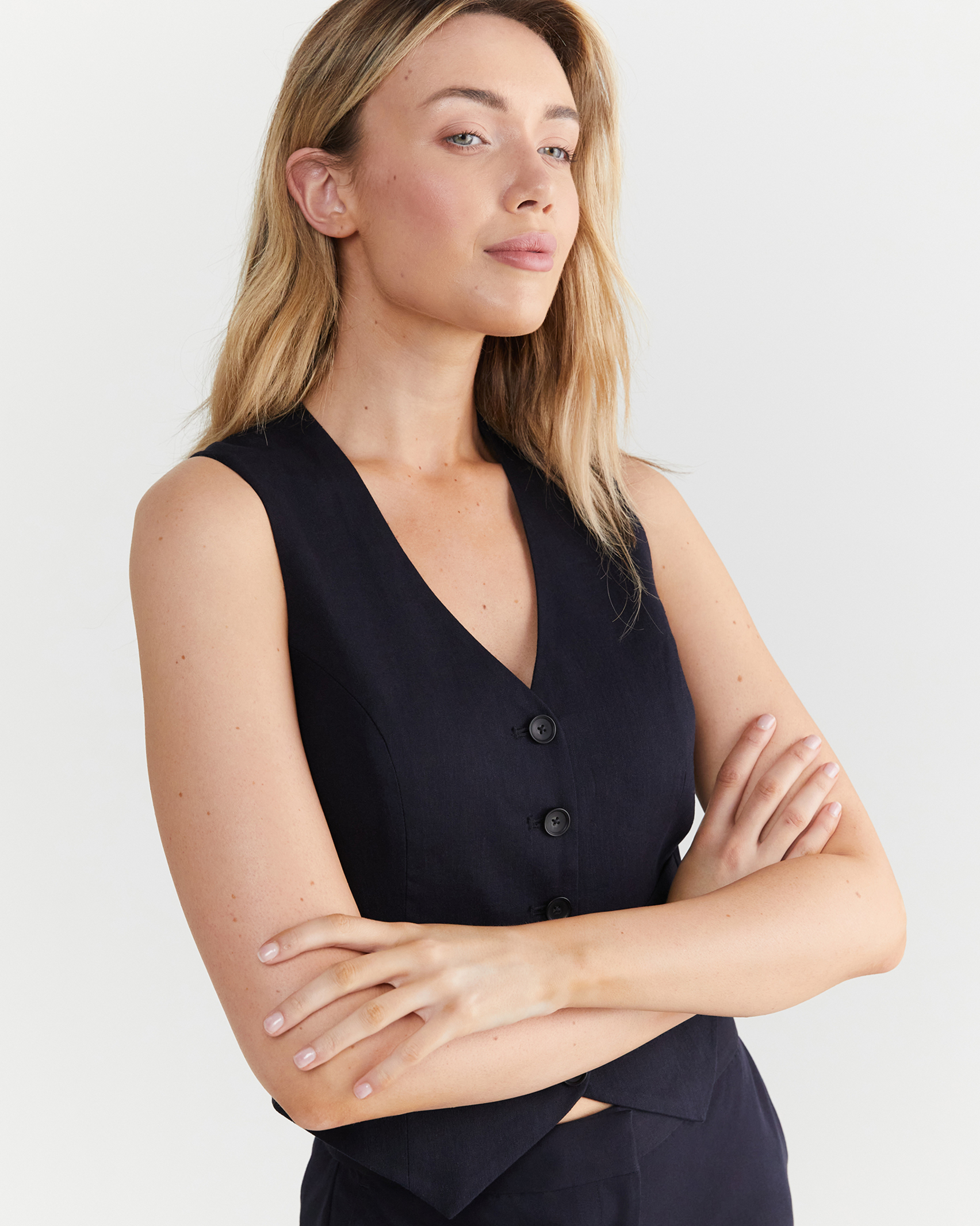 Rosa Vest in CLASSIC NAVY